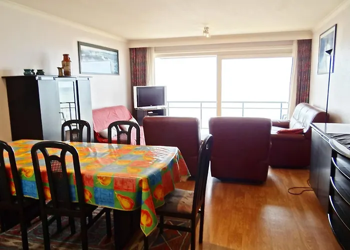 In Near The דירה *