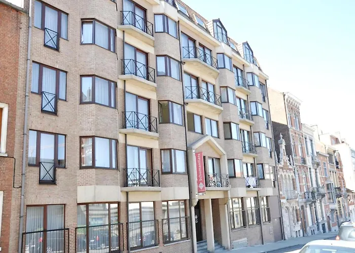 In Near The דירה ניופורט