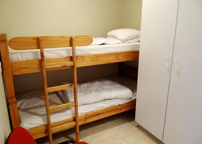 דירה In Near The ניופורט